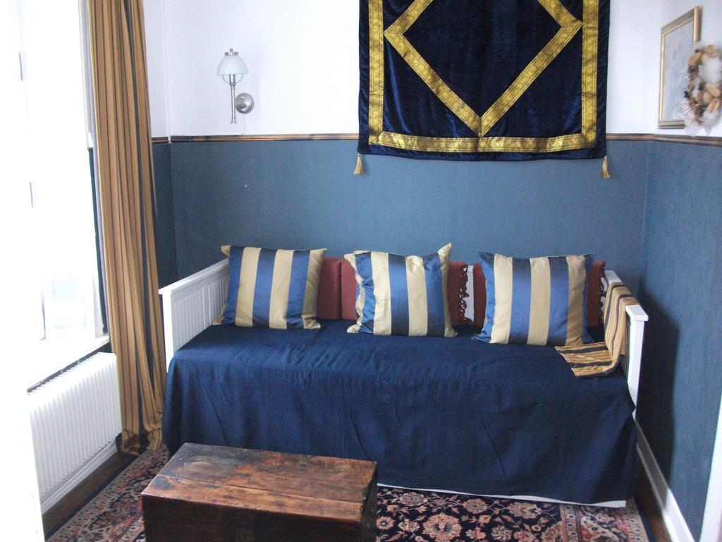 Bed and Breakfast La Mirabelle Корнімон Номер фото