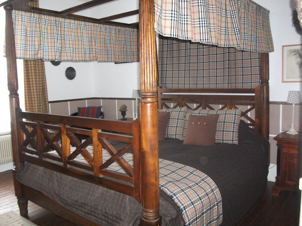 Bed and Breakfast La Mirabelle Корнімон Номер фото