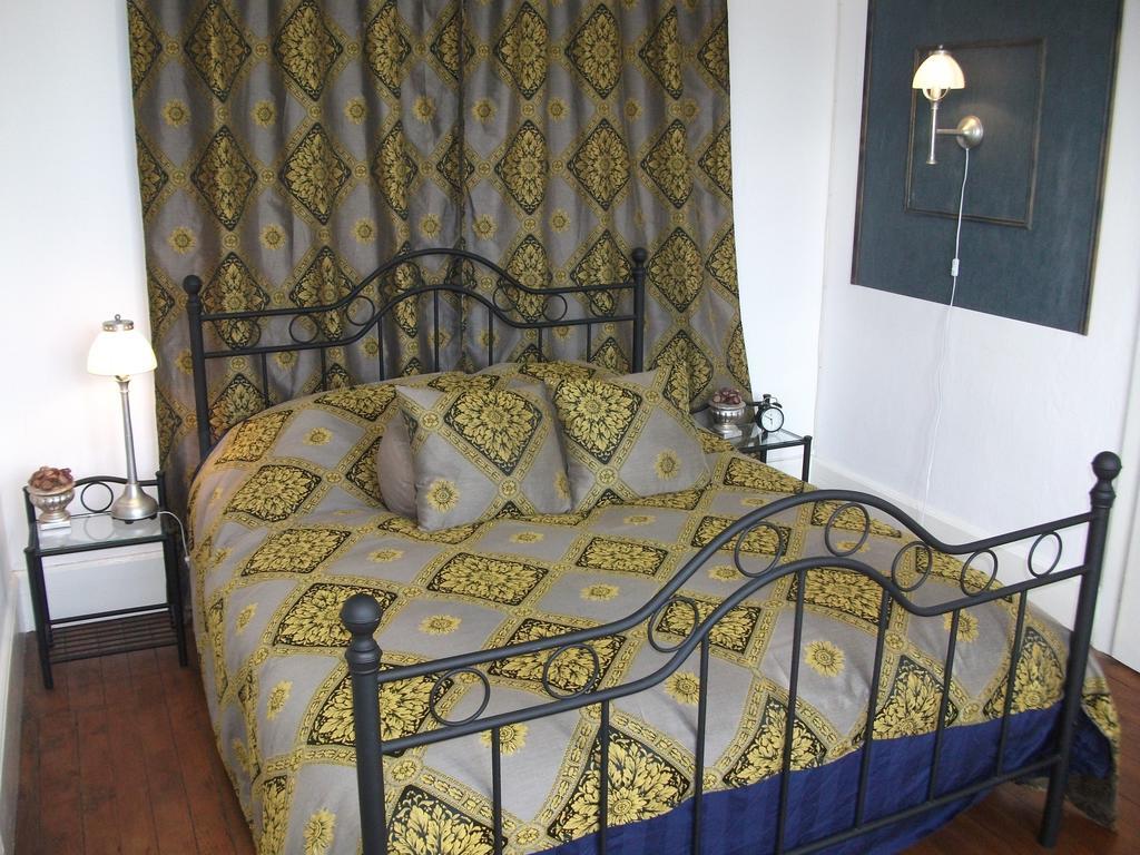 Bed and Breakfast La Mirabelle Корнімон Номер фото